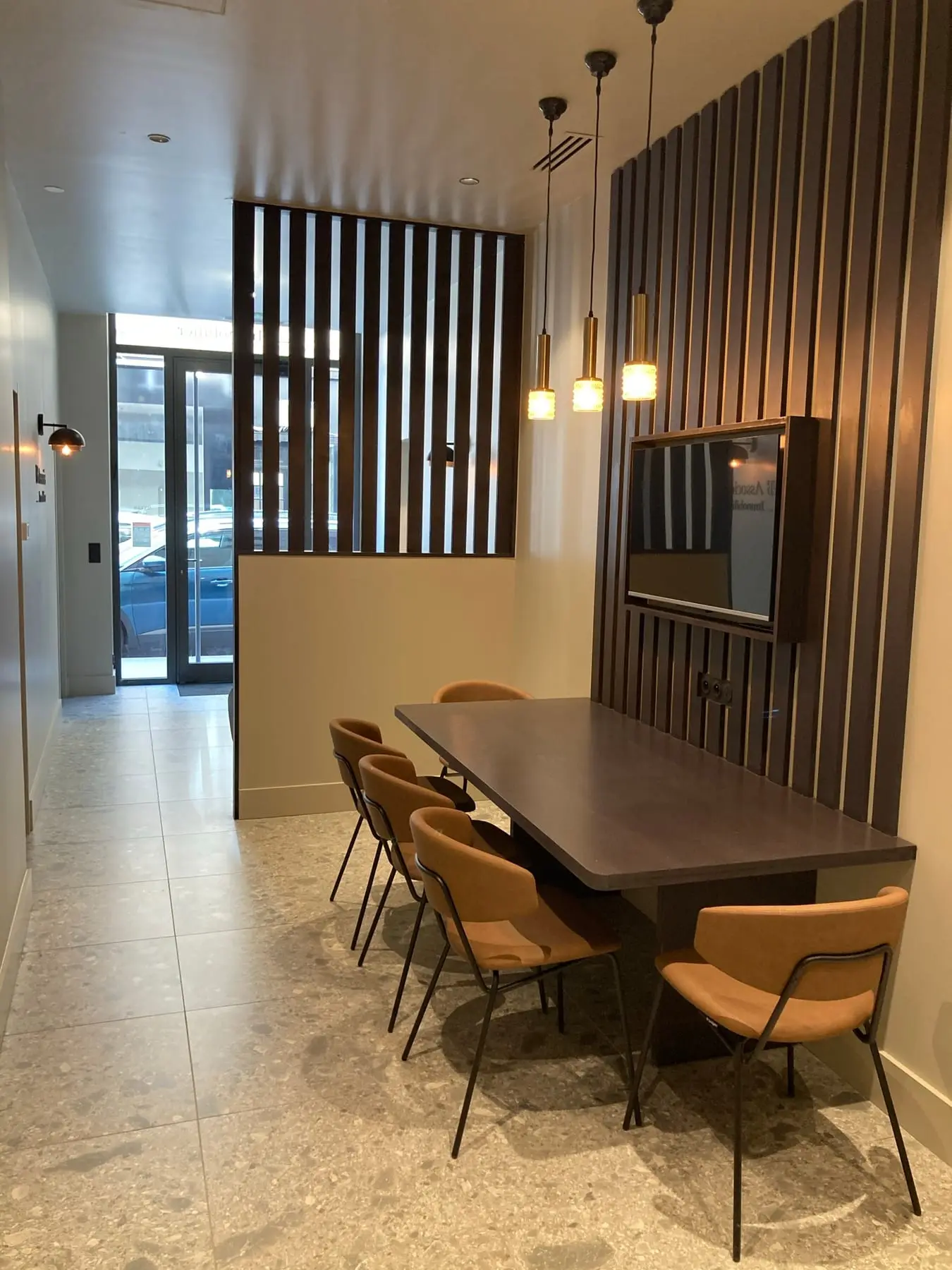 Salle de réunion de l'agence EB Associés