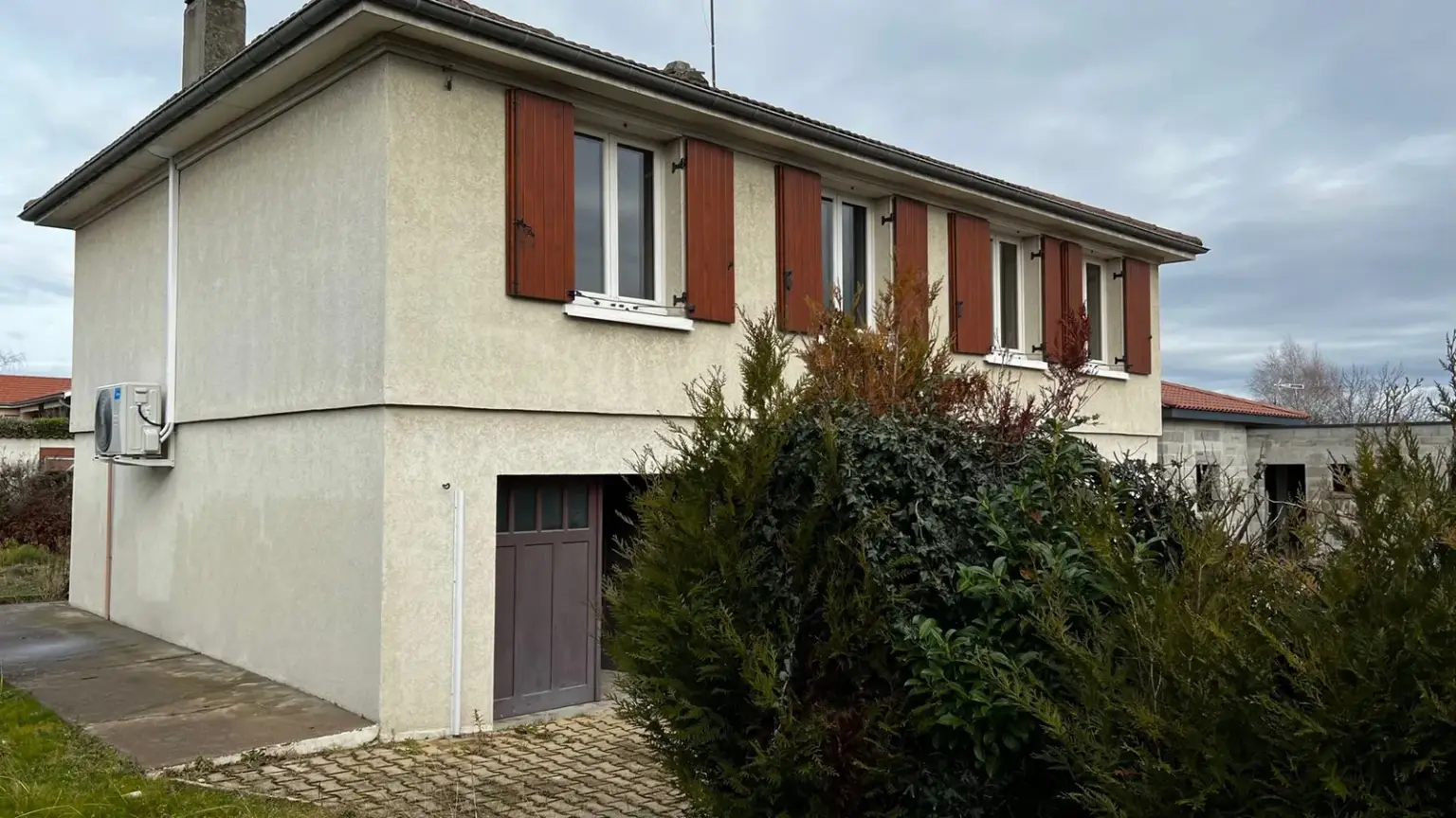 Maison à louer à Saint-Bonnet-de-Mure — photo 1